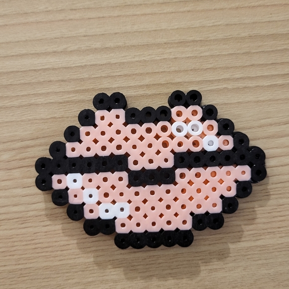 Makeup Magnet Perler Bead - Picture 2 of 11